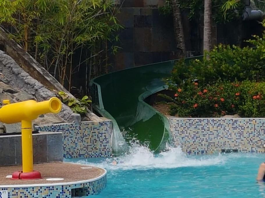 Slice of Paradise at Aquatika Loiza Bagian luar foto